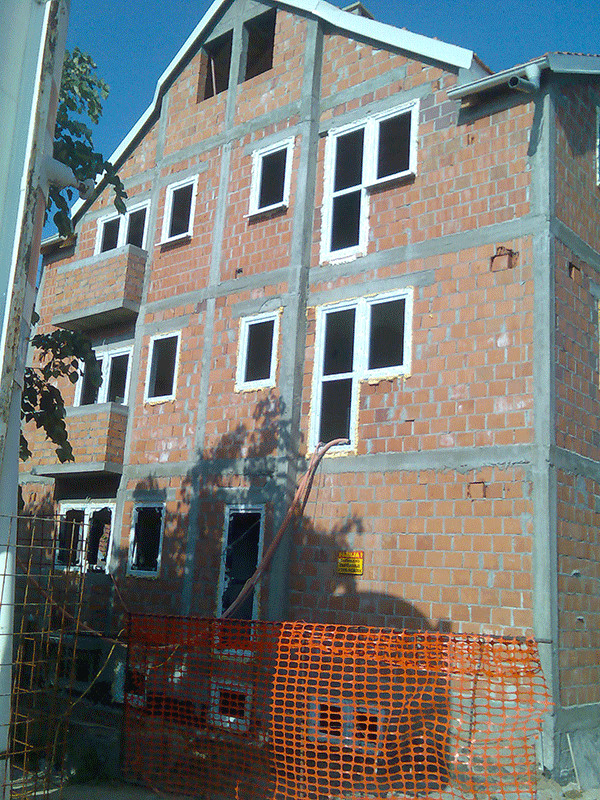 Ugradnja pvc stolarije na objektu